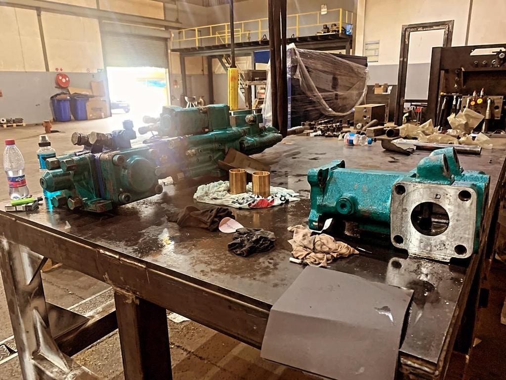 Hydraulic drifter overhaul and rebuild — image 2